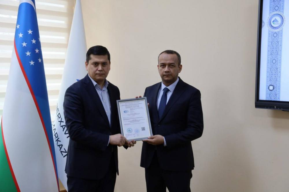 Axborot xavfsizligi menejment tizimi joriy qilingan tashkilotga muvofiqlik sertifikati topshirildi