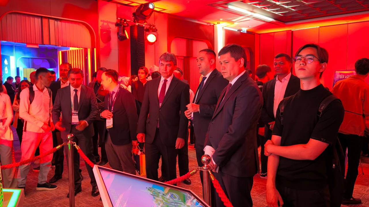 “Kiberxavfsizlik bo‘yicha Markaziy Yevroosiyo sammiti – 2025” xalqaro sammiti va “Cyberkent 3.0” musobaqasidan fotoreportaj “Kiberxavfsizlik bo‘yicha Markaziy Yevroosiyo sammiti – 2025” xalqaro sammiti va “Cyberkent 3.0” musobaqasidan fotoreportaj