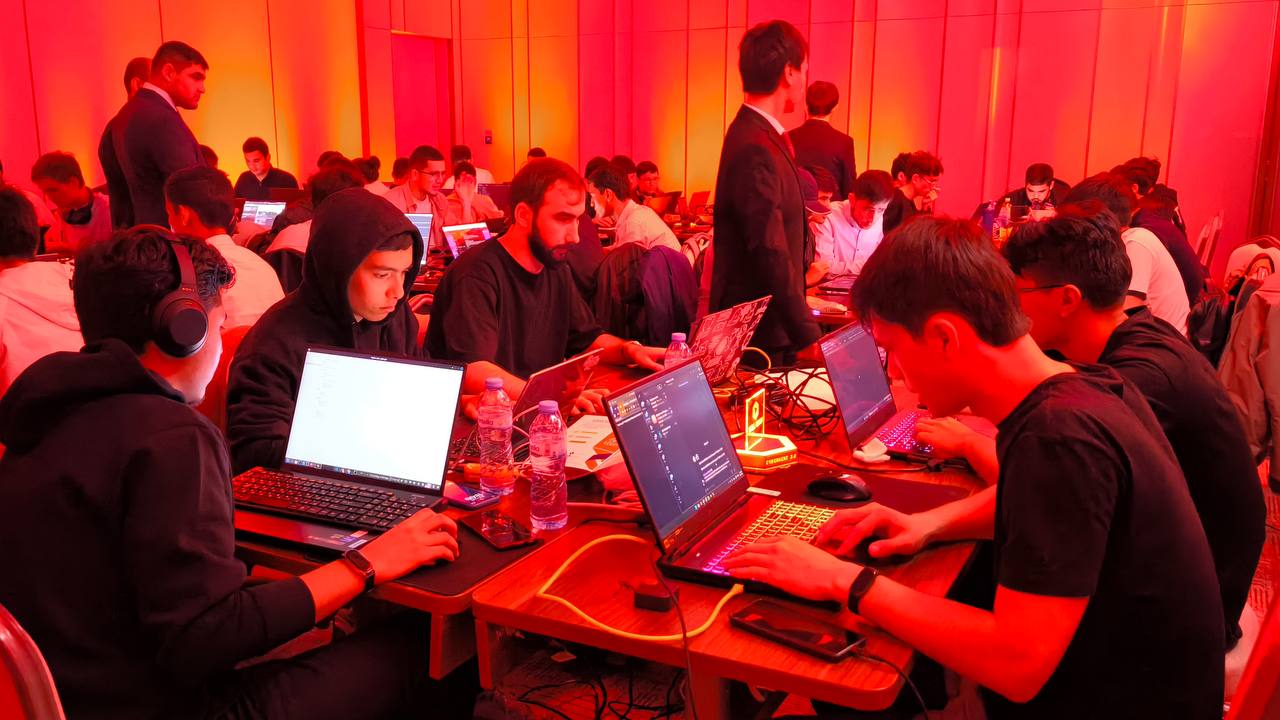 “Kiberxavfsizlik bo‘yicha Markaziy Yevroosiyo sammiti – 2025” xalqaro sammiti va “Cyberkent 3.0” musobaqasidan fotoreportaj “Kiberxavfsizlik bo‘yicha Markaziy Yevroosiyo sammiti – 2025” xalqaro sammiti va “Cyberkent 3.0” musobaqasidan fotoreportaj