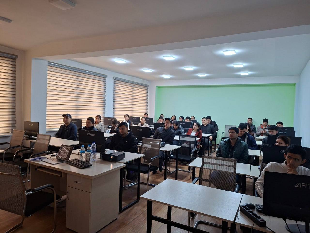 Kiberxavfsizlik klubiga a’zo bo‘lish uchun 40 nafardan ortiq talabgordan 12 nafari saralandi. 