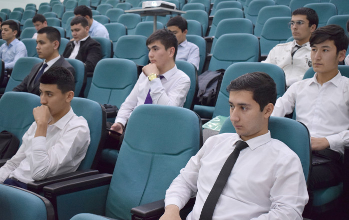 В Международной исламской академии Узбекистана состоялся круглый стол по закону «О кибербезопасности»