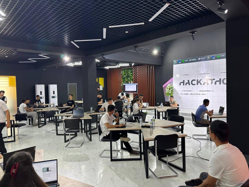 Nukusda “Hackathon” musobaqasiga start berildi